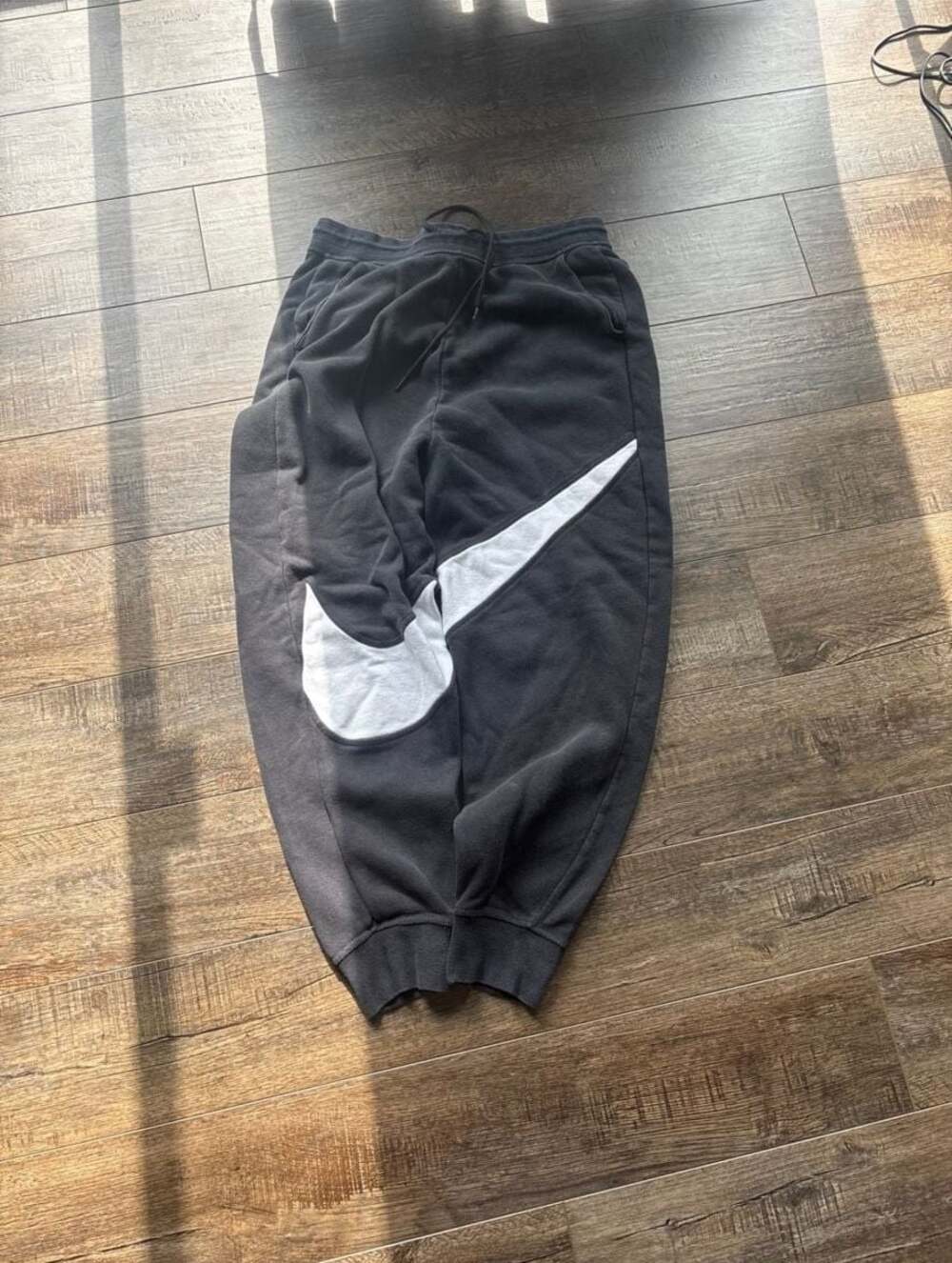 Nike big logo jogger sweats M